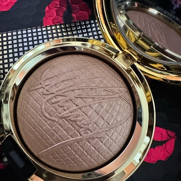 MAC🖌️WHITNEY HOUSTON Extra Dimension Skinfinish Highlighter. LIMITED EDITION. - Picture 6 of 10